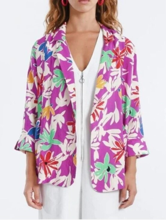 Lili Sidonio Jackets & Blazers - NWT! Lili Sidonio Purple Floral Woven Open-Front Women's Blazer Jacket